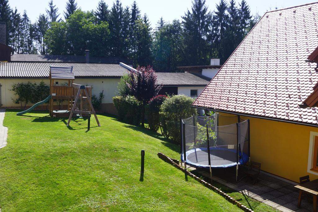 Gasthof Hotel Schmied Arnfels Extérieur photo
